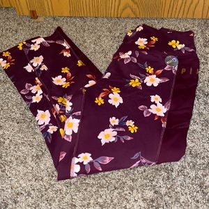 NWOT PINK Ultimate leggings size Large.